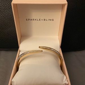 Gold tone and rhinestone bracelet